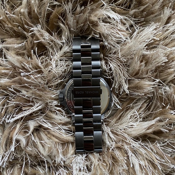 Mens Michael Kors Watch - Picture 3 of 3